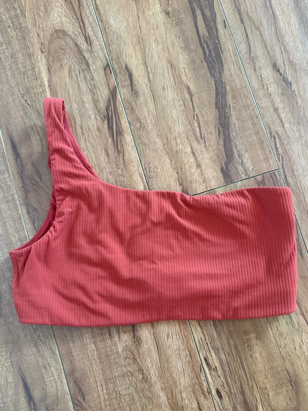 Lululemon One-Shoulder Ribbed sport bra